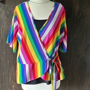 Size L multicolored wrap blouse.
